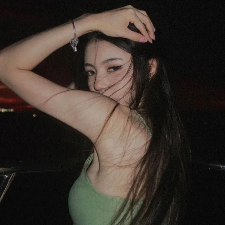 顾盼生香